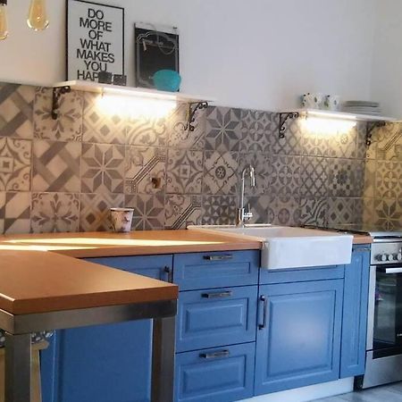 Kati 1 Apartment Свети свети Филип и Яков Екстериор снимка